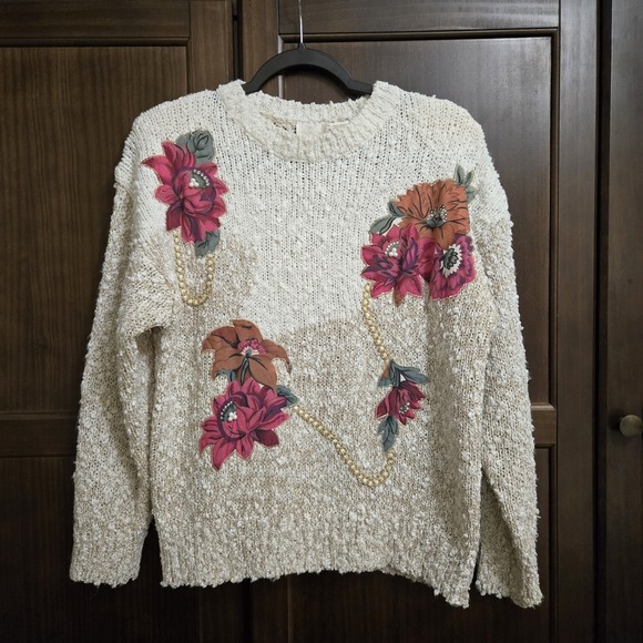 Needles & Yarn Sweaters - Vintage Sweater Grandma Cottagecore Floral Aplique Pearls Gold Chain 90s Medium